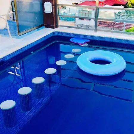 Condo Mar Arena